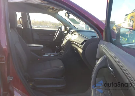 2015 Chevrolet Traverse 1Lt z USA, uszkodzony, nr VIN 1GNKVGKD8FJ292591